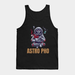 astronaut eating pho sho Tank Top